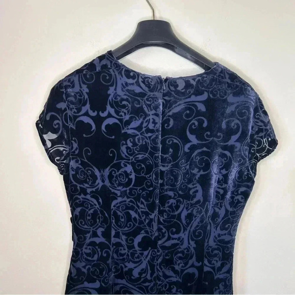 Magaschoni Drape Neck Velvet Dress - Picture 7 of 9